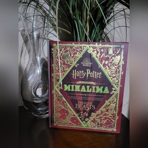 HARRY POTTER The Magic of MINALIMA beautiful hardcover book.